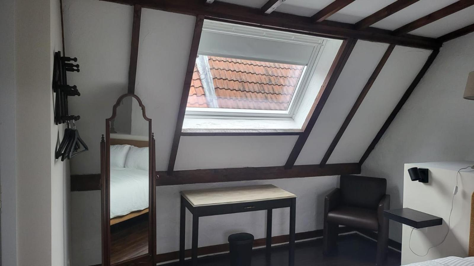 De Pelgrim Hotel Tongeren Luaran gambar